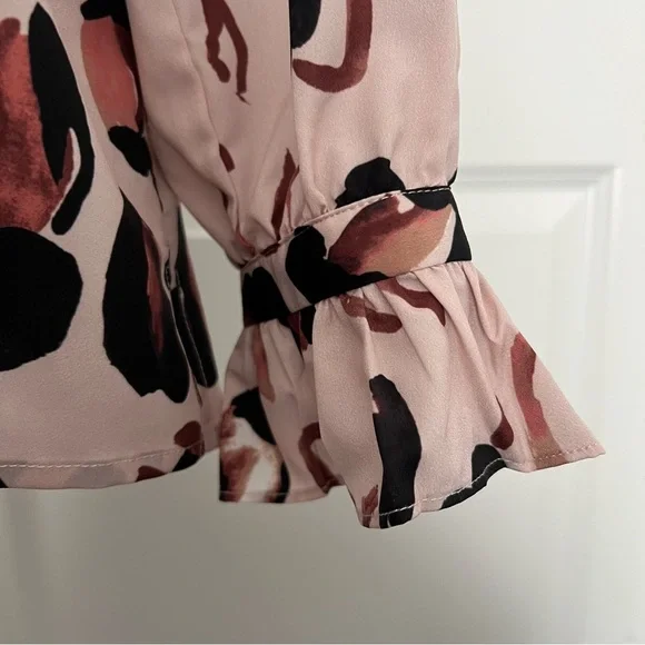 Eloquii Panthera Button Down w/ Ruffle Neck - NWT - Picture 8 of 15